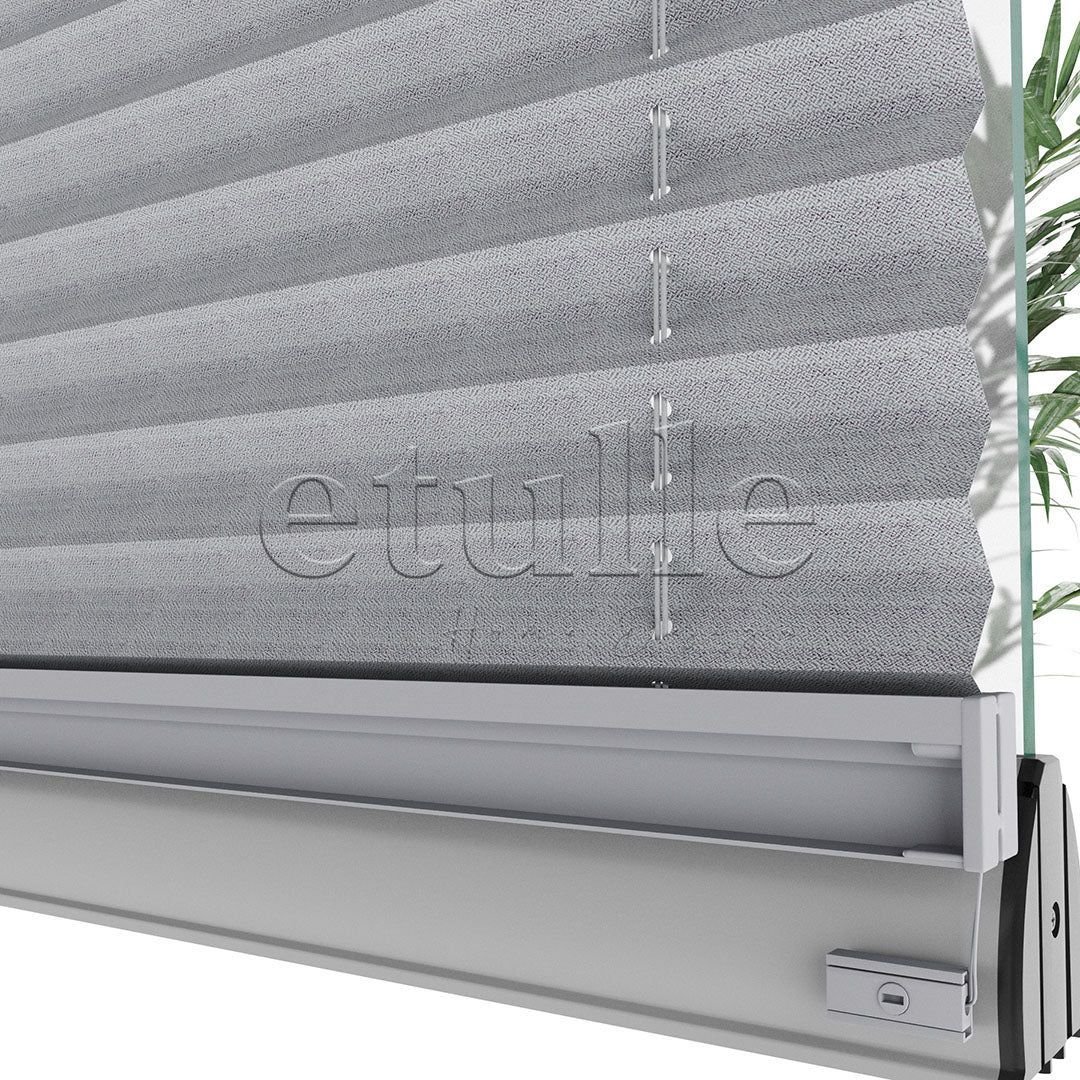 16 MM Blackout karartma gri plise perde – Tam karartmalı modern perde modeli
